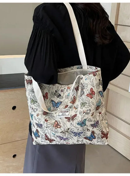 KissICON Canvas Tote – Fashionable Work Commuter