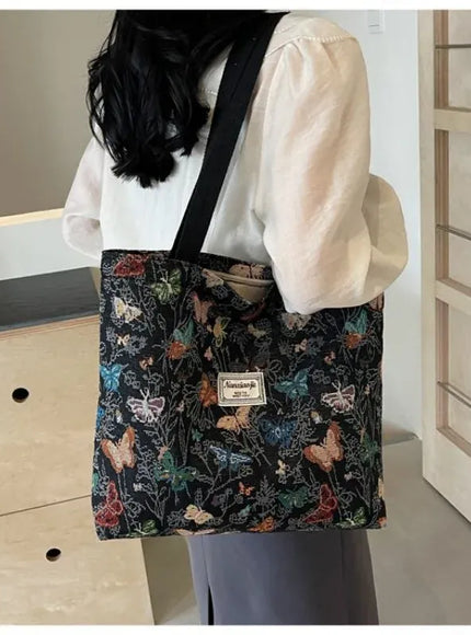 KissICON Canvas Tote – Fashionable Work Commuter