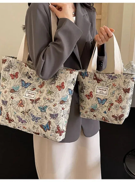 KissICON Canvas Tote – Fashionable Work Commuter