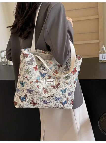 KissICON Canvas Tote – Fashionable Work Commuter