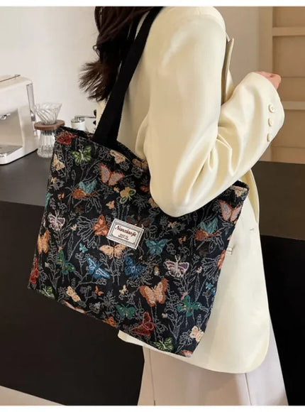 KissICON Canvas Tote – Fashionable Work Commuter