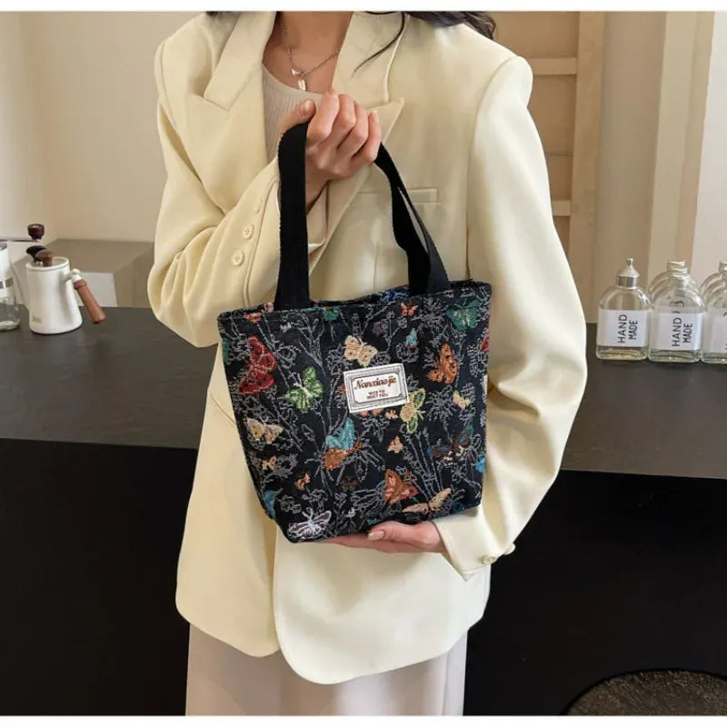 KissICON Canvas Tote – Fashionable Work Commuter