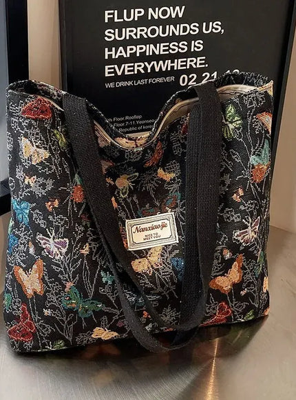KissICON Canvas Tote – Fashionable Work Commuter