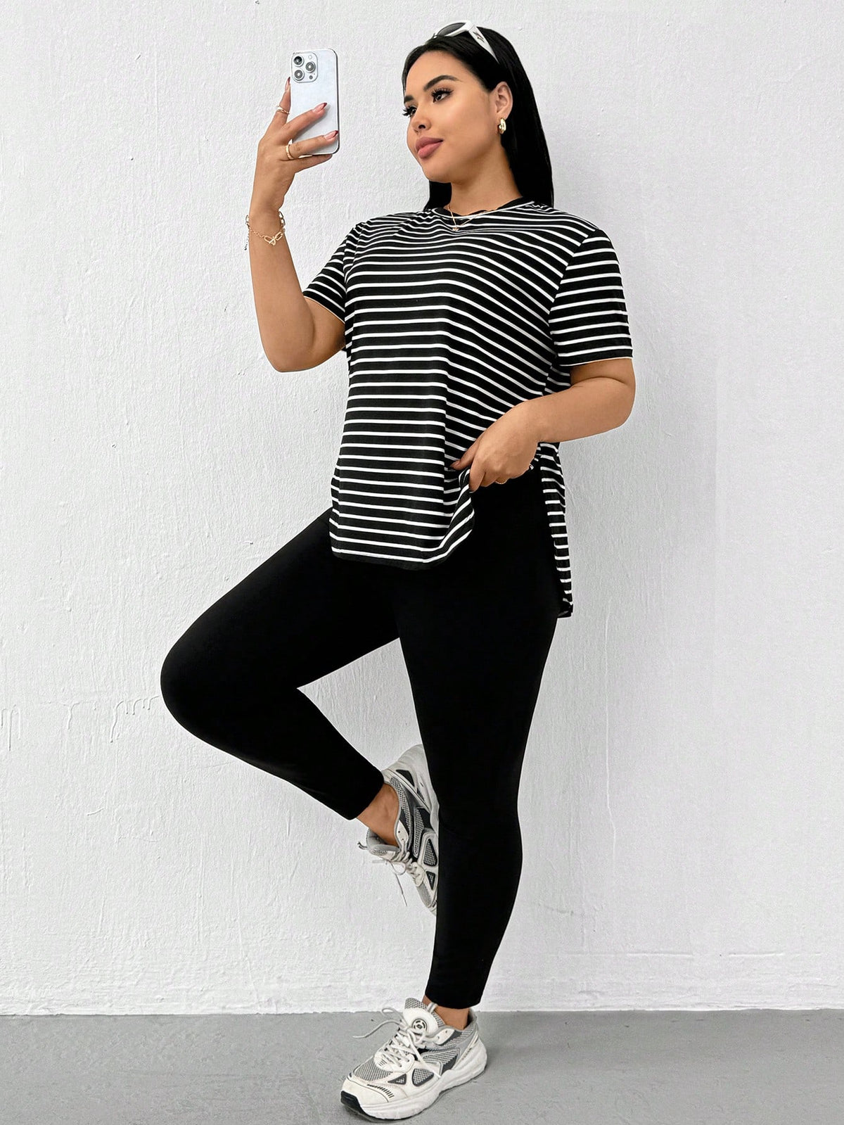 CURVE Casual Sports Short-Sleeved T-Shirt And Leggings Two Pieces Set