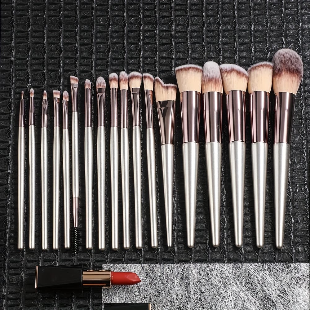 KissICON Champagne Bsmall 18pc Pro Makeup Brush Set
