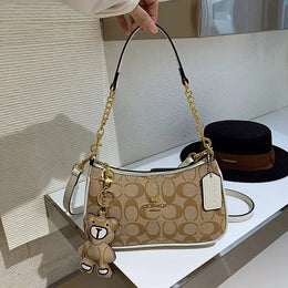 KissICON Chic Chain Square Autumnwinter