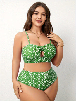 KissICON Chic Curve Threepiece Bikini – Beach
