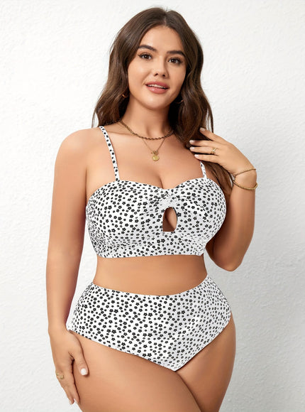KissICON Chic Curve Threepiece Bikini – Beach