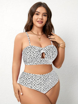 KissICON Chic Curve Threepiece Bikini – Beach