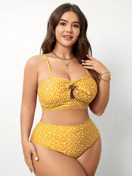 KissICON Chic Curve Threepiece Bikini – Beach