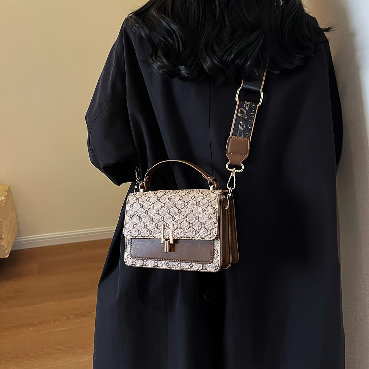 jkthpu-45 Chic Geometric Floral Shoulder  Handbag for All Occasions