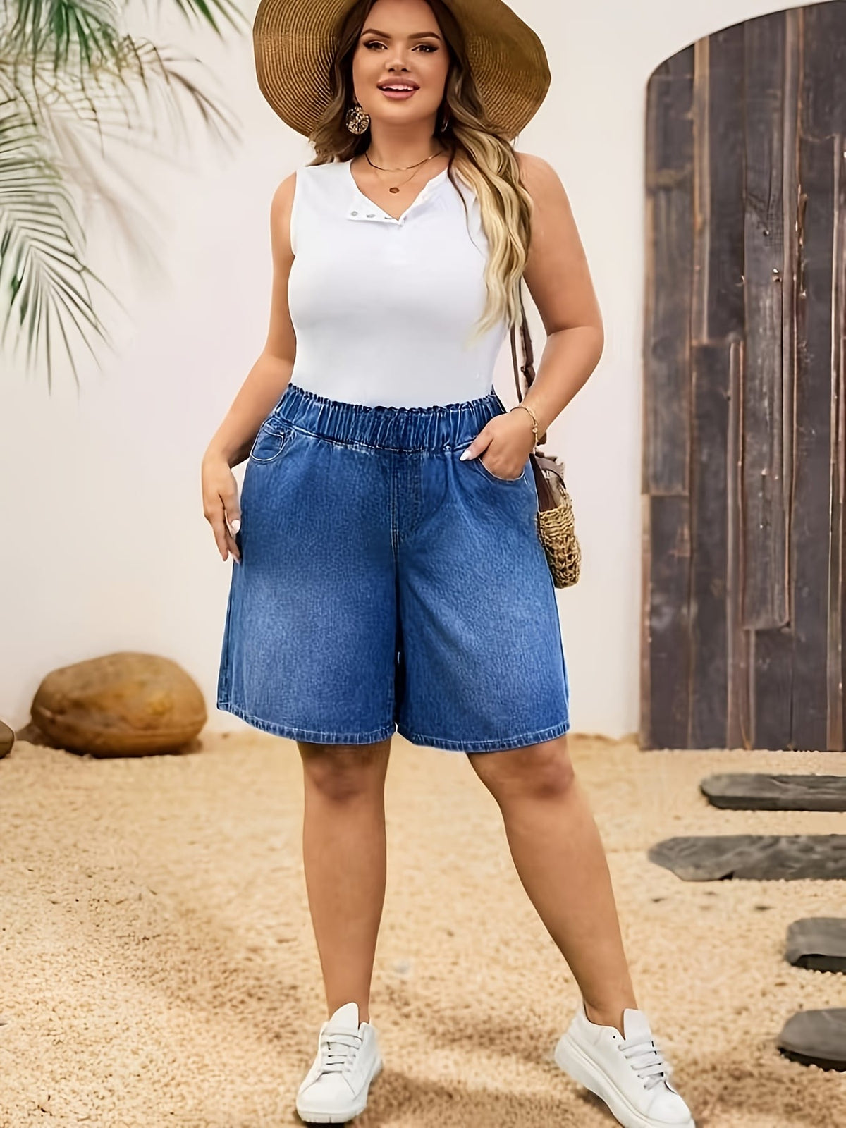jkthpu-45 Chic PlusSize Light Wash WideLeg Denim Shorts