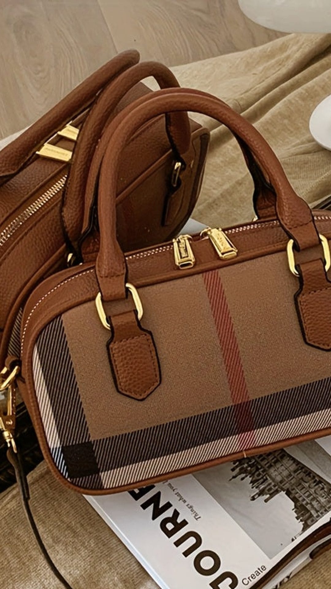 jkthpu-45 Coffee color New Mini Retro Striped Women'S Shoulder Bag, Rectangular Shape, Moderate Volume, Classic Plaid Pattern, with Detachable Strap, for Handbag and Crossbody Use, Perfect Lil