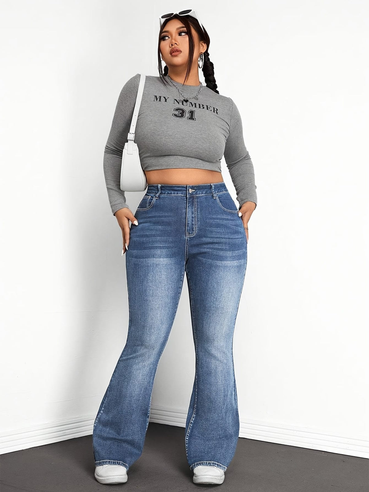 jkthpu-45 Comfortable MidRise Plus Size Flare Jeans  Light Blue Wash