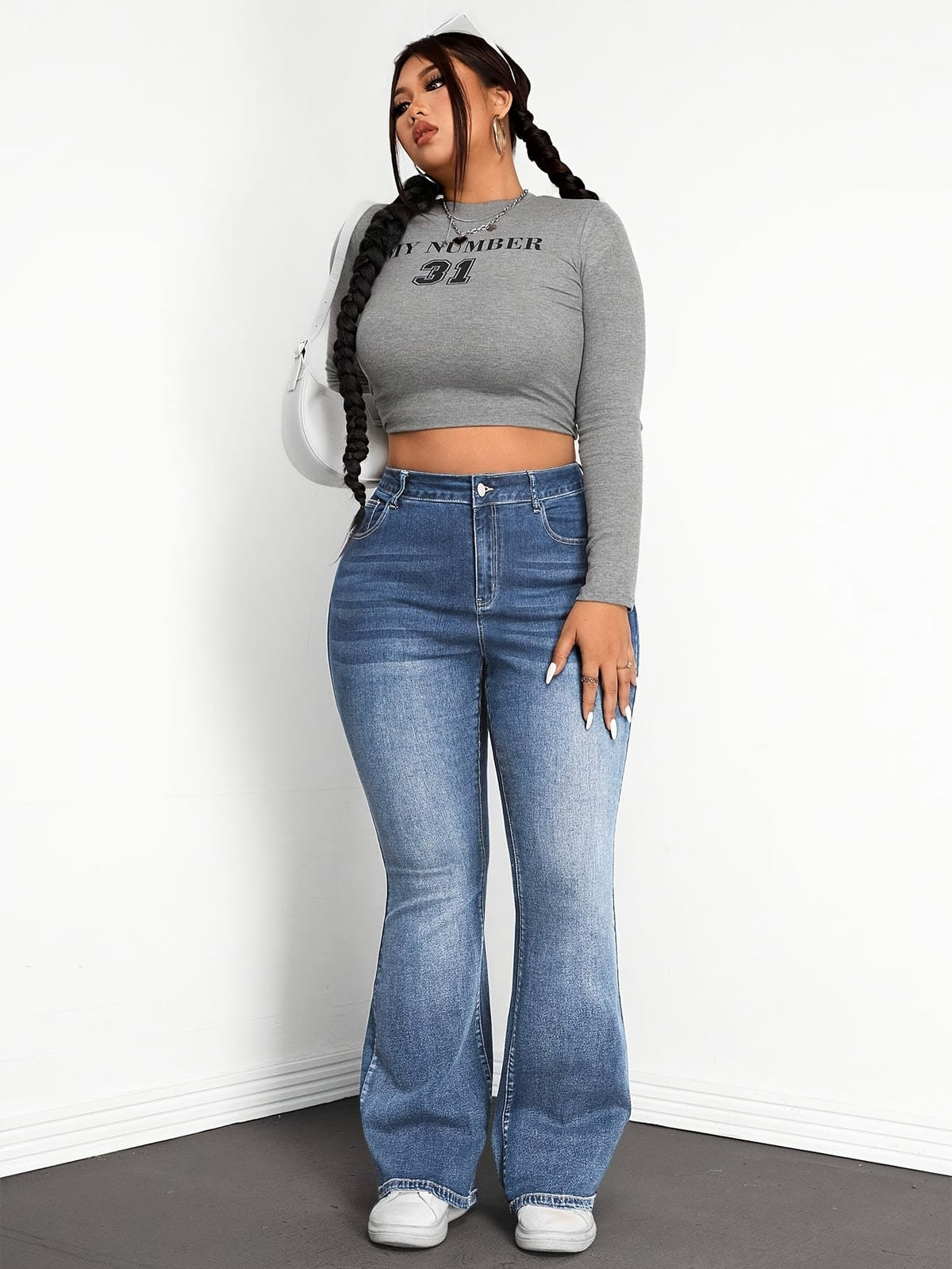jkthpu-45 Comfortable MidRise Plus Size Flare Jeans  Light Blue Wash