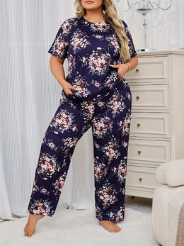 jkthpu-45 Cozy Floral Print Pajama Set for Plus Size Women - Navy Blue with Pink and White Flowers, Short Sleeves, and Relaxed Fit
