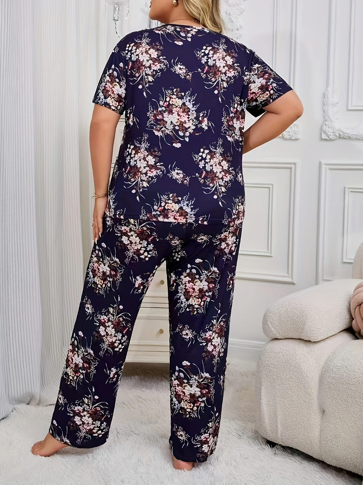 jkthpu-45 Cozy Floral Print Pajama Set for Plus Size Women - Navy Blue with Pink and White Flowers, Short Sleeves, and Relaxed Fit