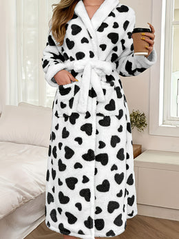 jkthpu-45 Cozy Heart Print Plush Plus Size Robe Warm Loungewear