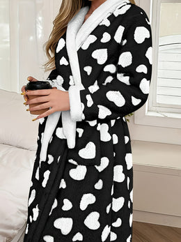 jkthpu-45 Cozy Heart Print Plush Plus Size Robe Warm Loungewear