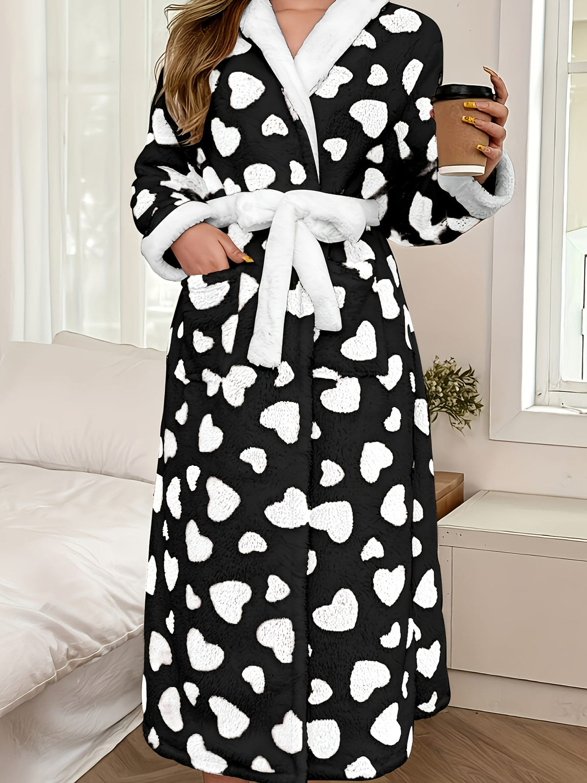 jkthpu-45 Cozy Heart Print Plush Plus Size Robe Warm Loungewear