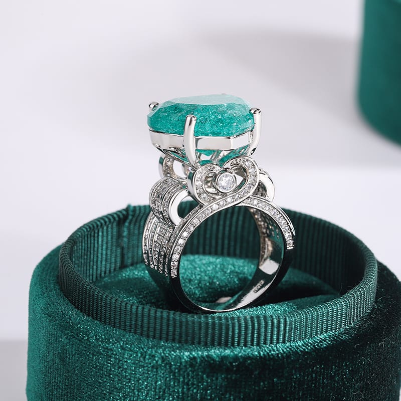 KissICON 💋 Creative Hollow Paraiba Emerald Heart Ring - Zircon Shine