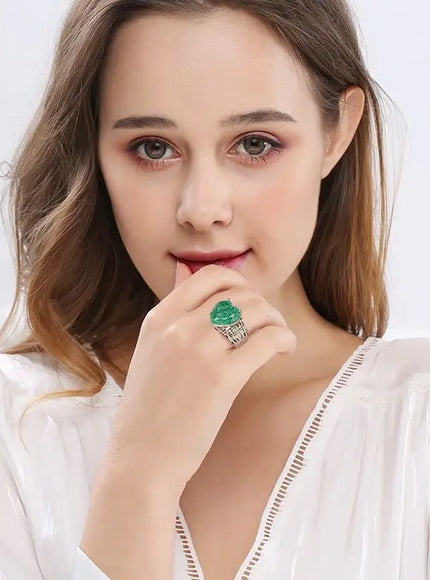 KissICON 💋 Creative Hollow Paraiba Emerald Heart Ring - Zircon Shine