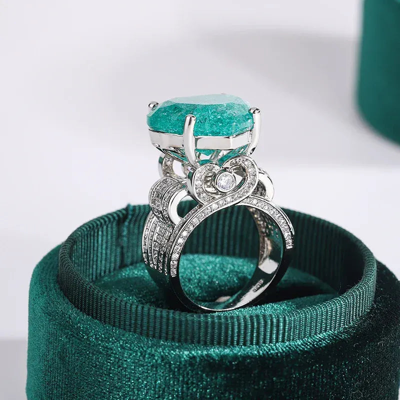KissICON 💋 Creative Hollow Paraiba Emerald Heart Ring - Zircon Shine
