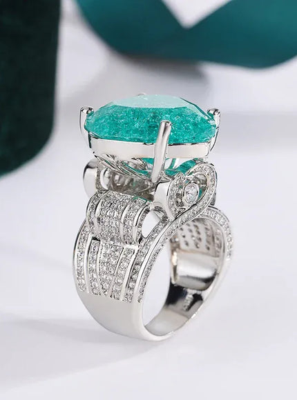 KissICON 💋 Creative Hollow Paraiba Emerald Heart Ring - Zircon Shine