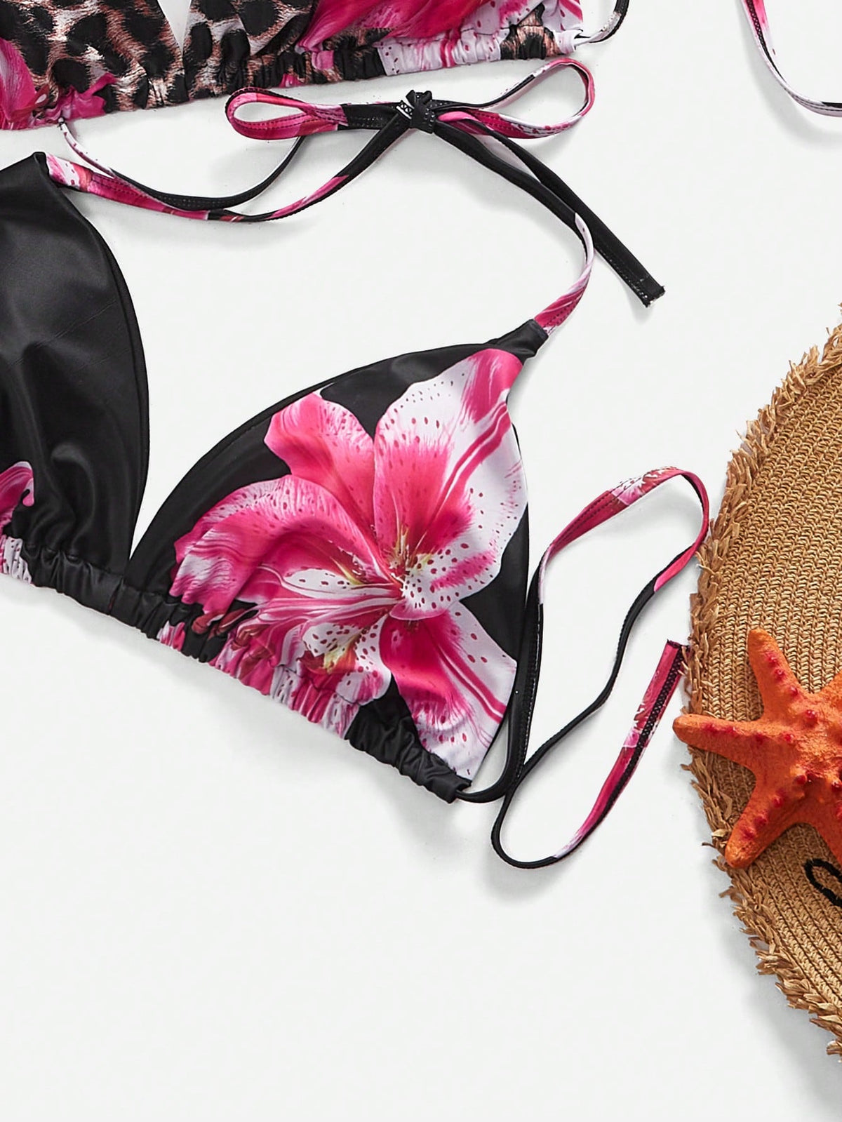 KissICON Curve 1pc Curve Flower Print Halter Bikini