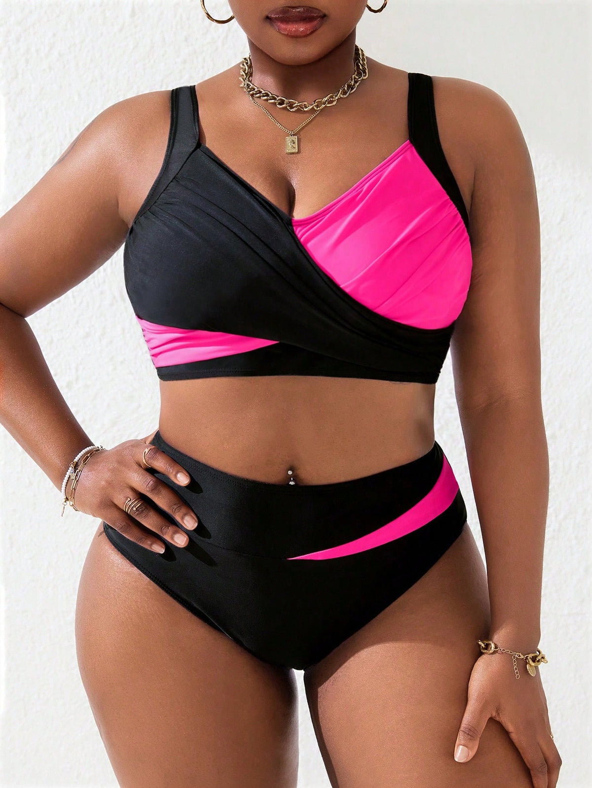KissICON Curve 2pcs Set – Black Pink Splice