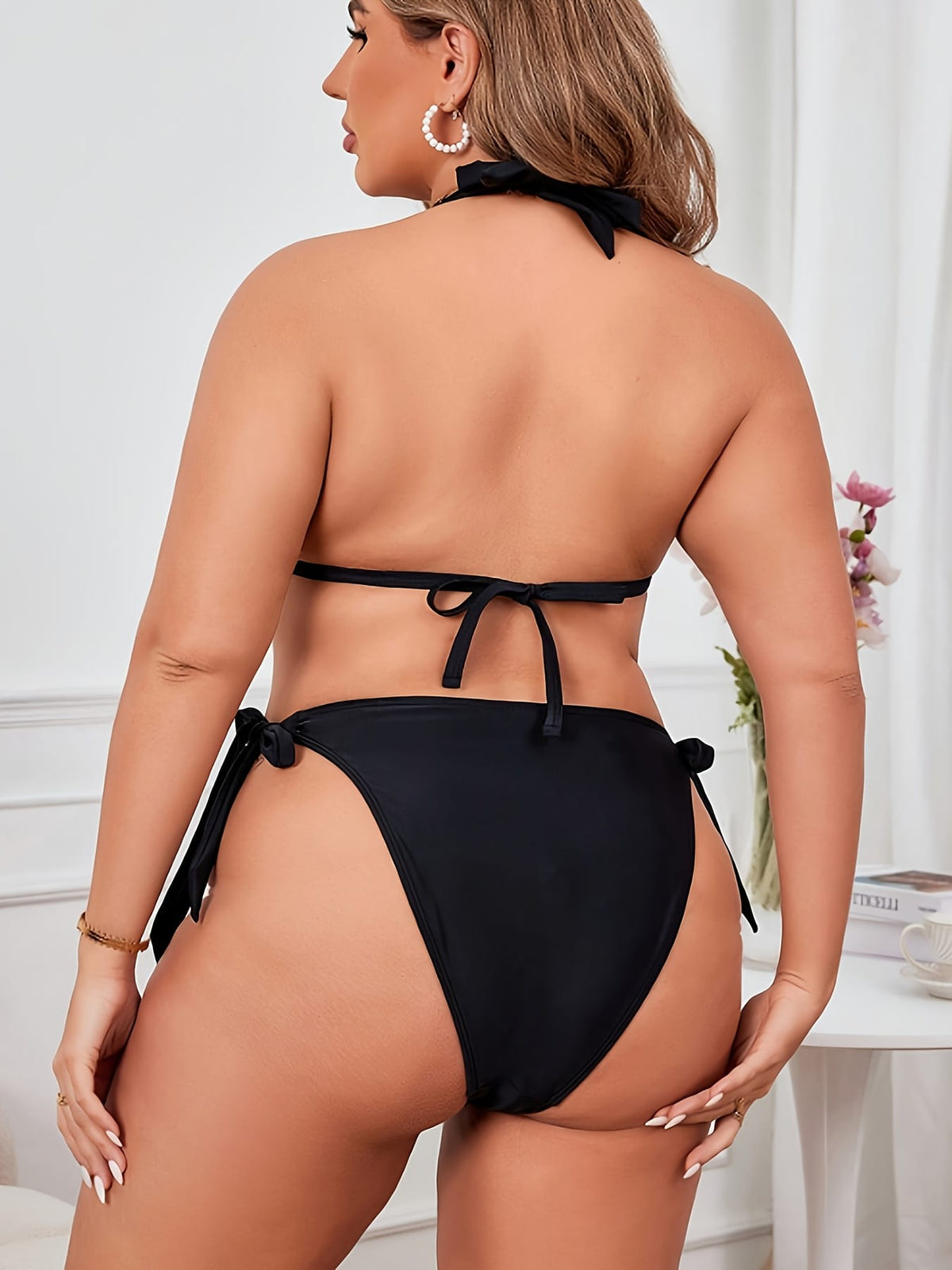 KissICON Curve Bikini – Metallic Accents Black