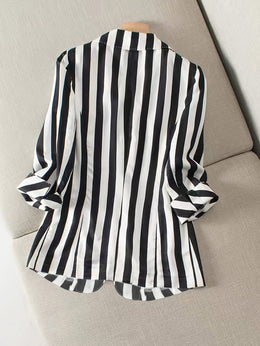 KissICON Curve Black White Stripe Tailored Blazer