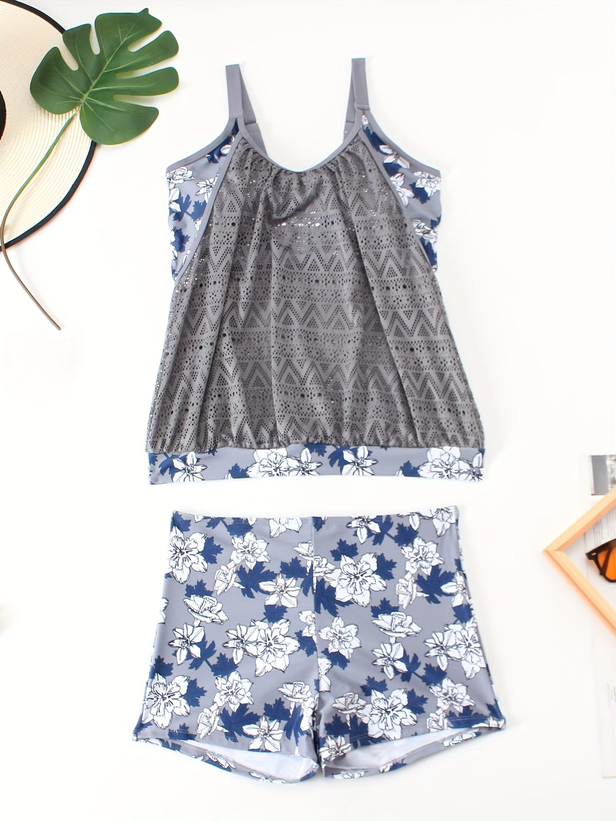 KissICON Curve Gray Jacquard Leaf Print Tankini
