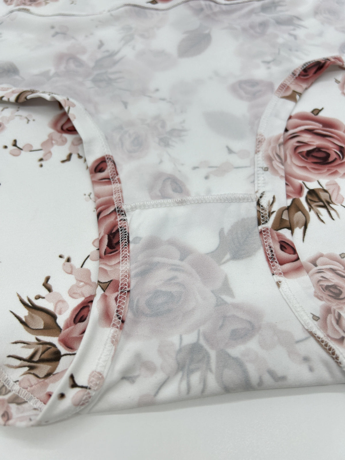 KissICON Curve Rose Print Soft Briefs – 6pack