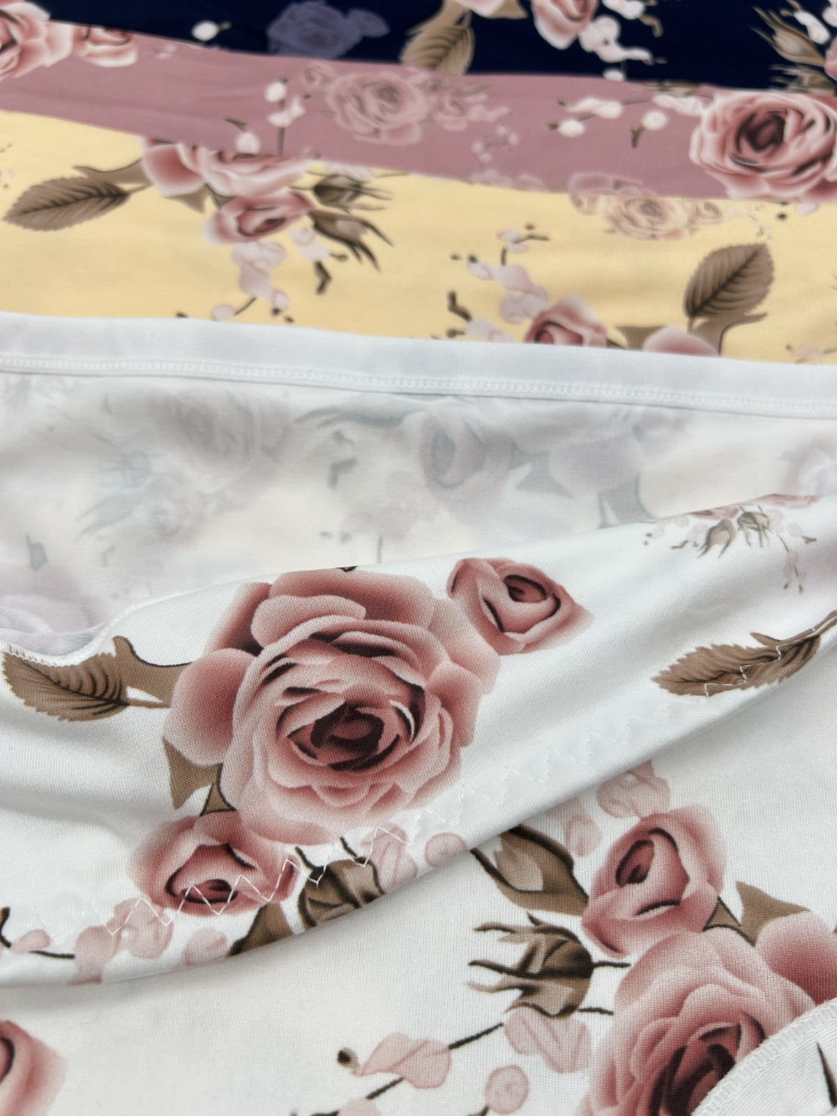 KissICON Curve Rose Print Soft Briefs – 6pack
