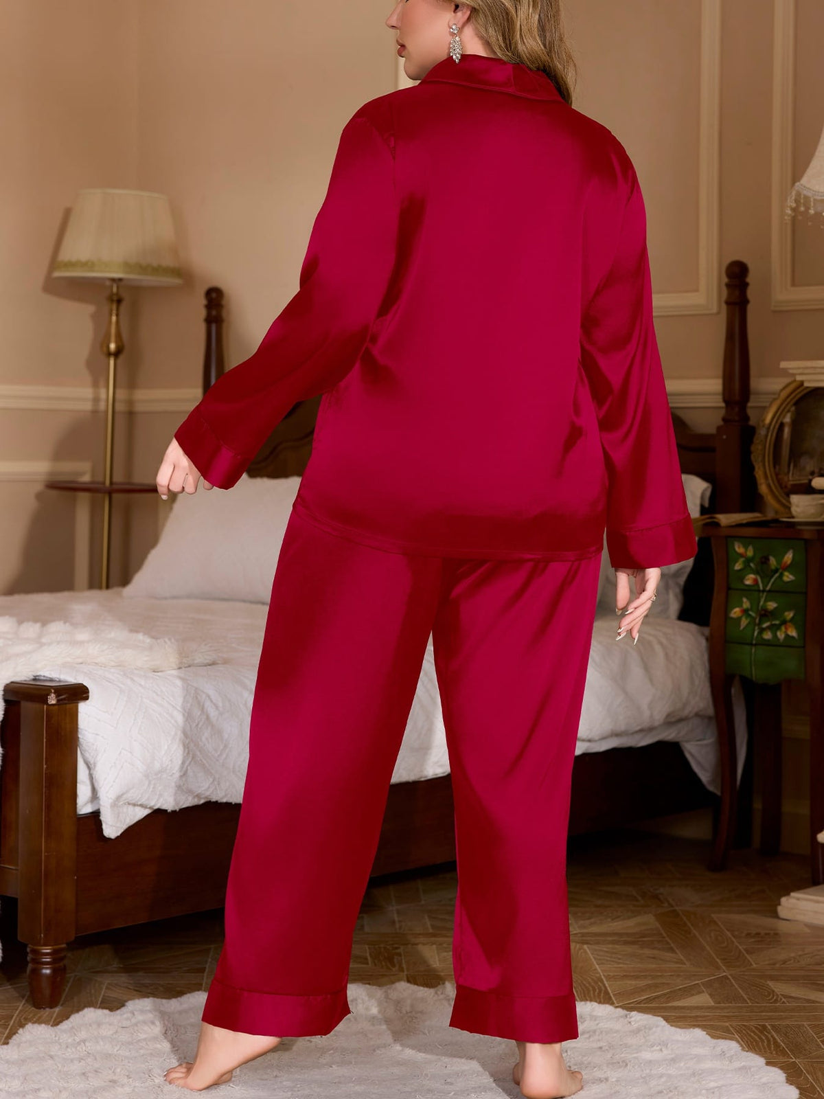 KissICON Curve Solid Pajama Set