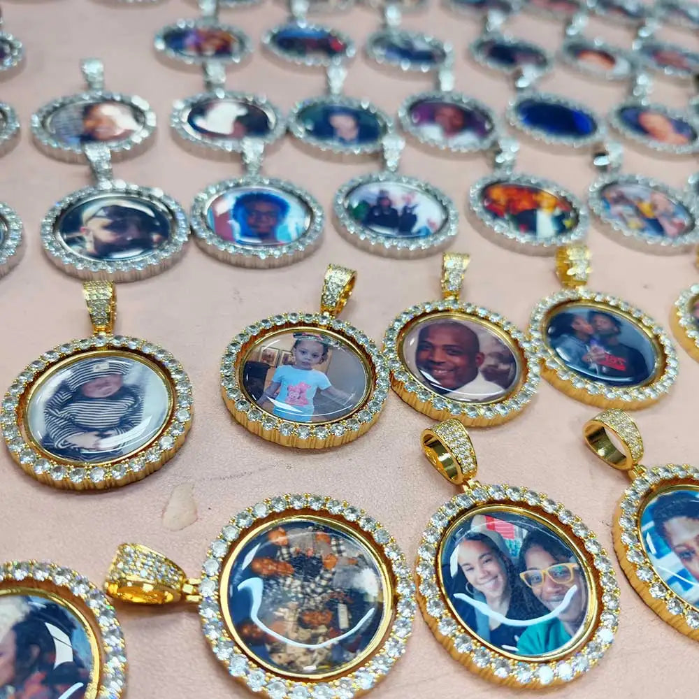 KissICON Customized Double-Side Photo Necklace Picture Pendant Chain Personalized Cubic Zirconia Hip Hop Jewelry Gift for Men Women