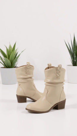 KissICON Desert Dreamer Ankle Boots