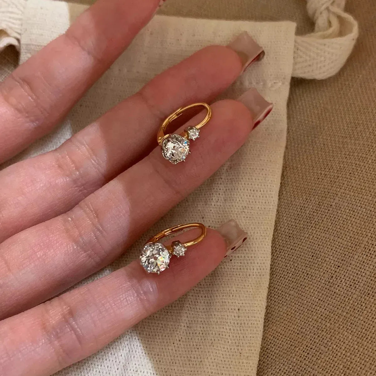 KissICON earring New in fashion round diamonds rings for women Simple single diamond earrings buckle light luxury tassel party jewelry sets