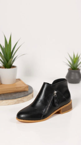 KissICON Edgy Chic Ankle Boots