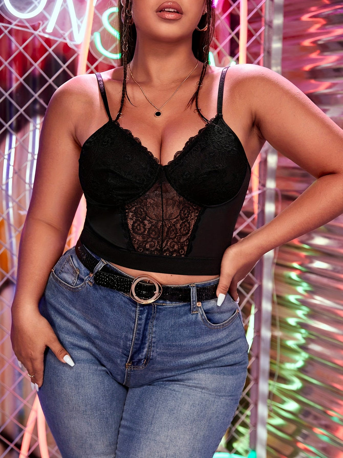 jkthpu-45 Elegant Black Lace Cami Chic Versatile AllSeason Sleeveless Top