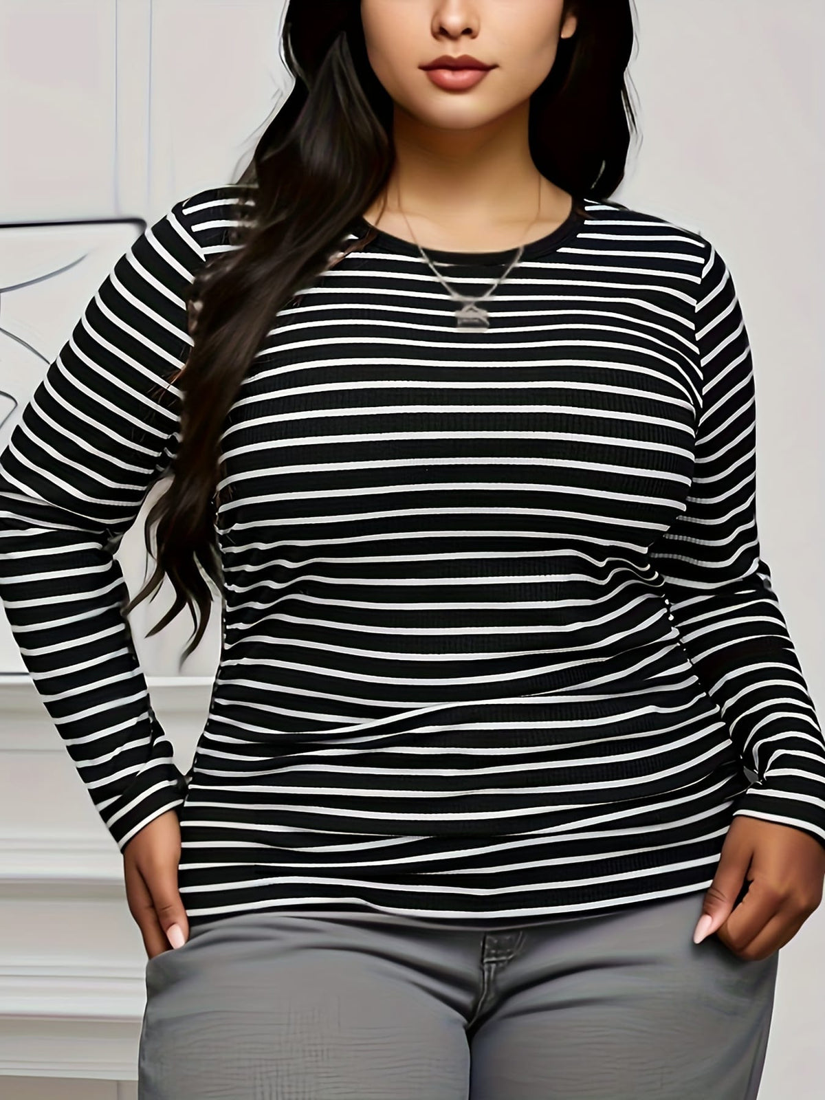 jkthpu-45 Elegant Black  White Stripe Plus Size Long Sleeve TShirt
