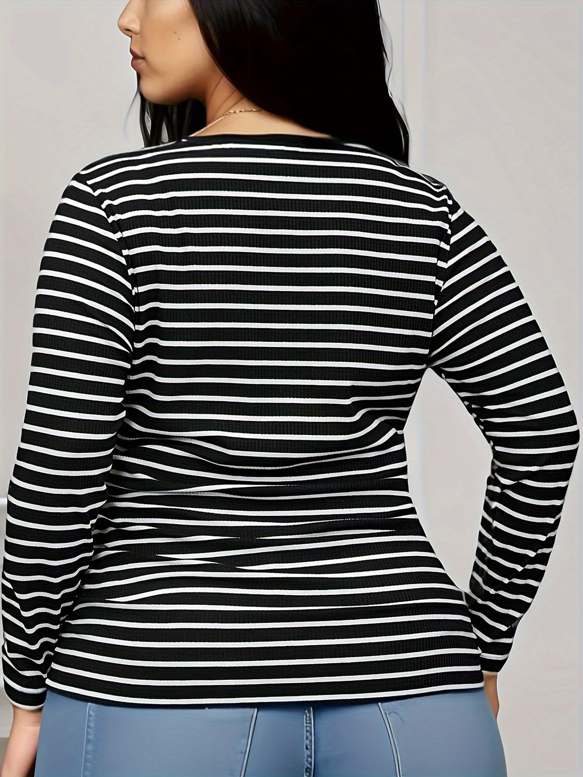 jkthpu-45 Elegant Black  White Stripe Plus Size Long Sleeve TShirt