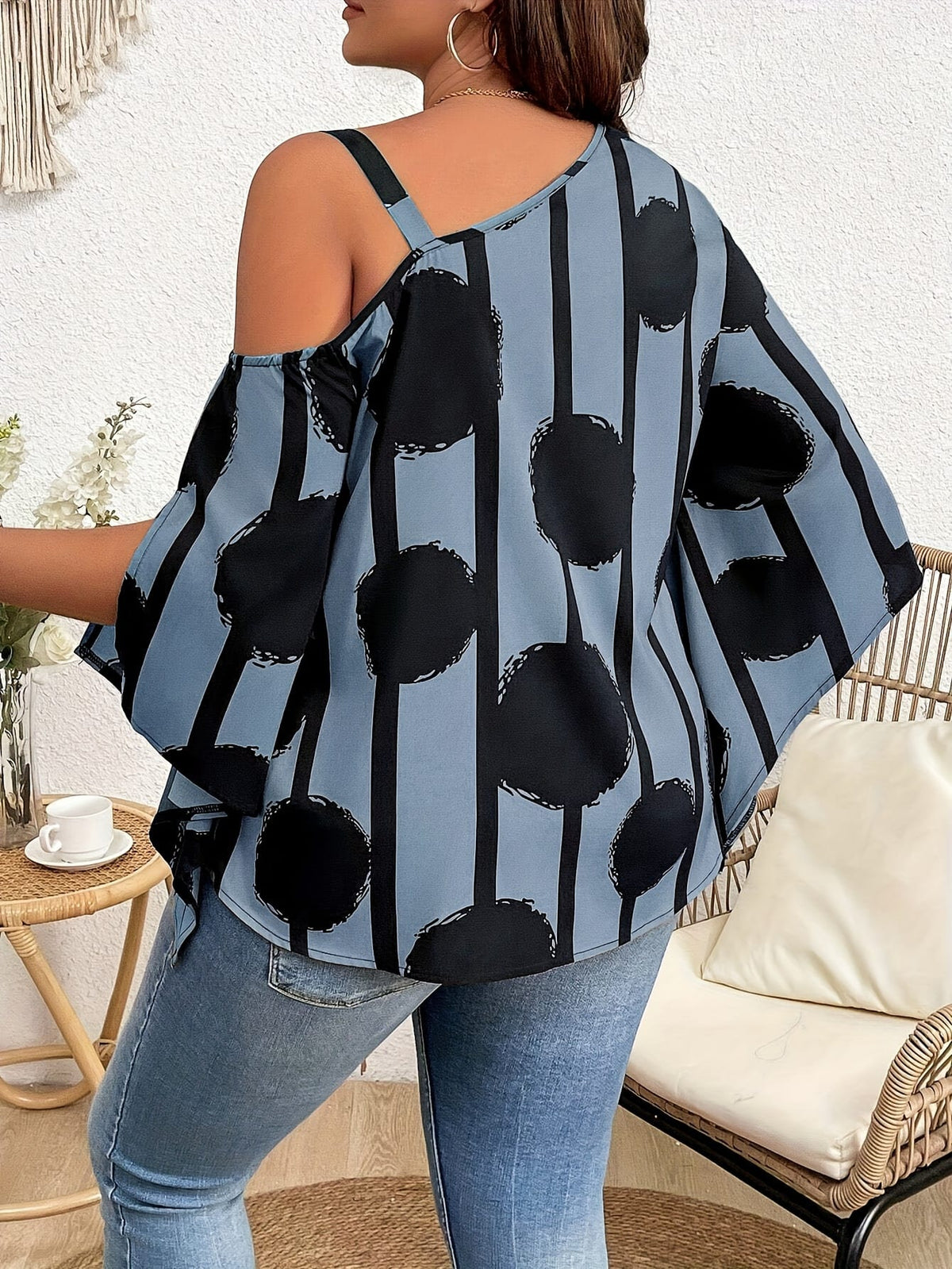 jkthpu-45 Elegant Cold Shoulder Chain Print Blouse  Plus Size