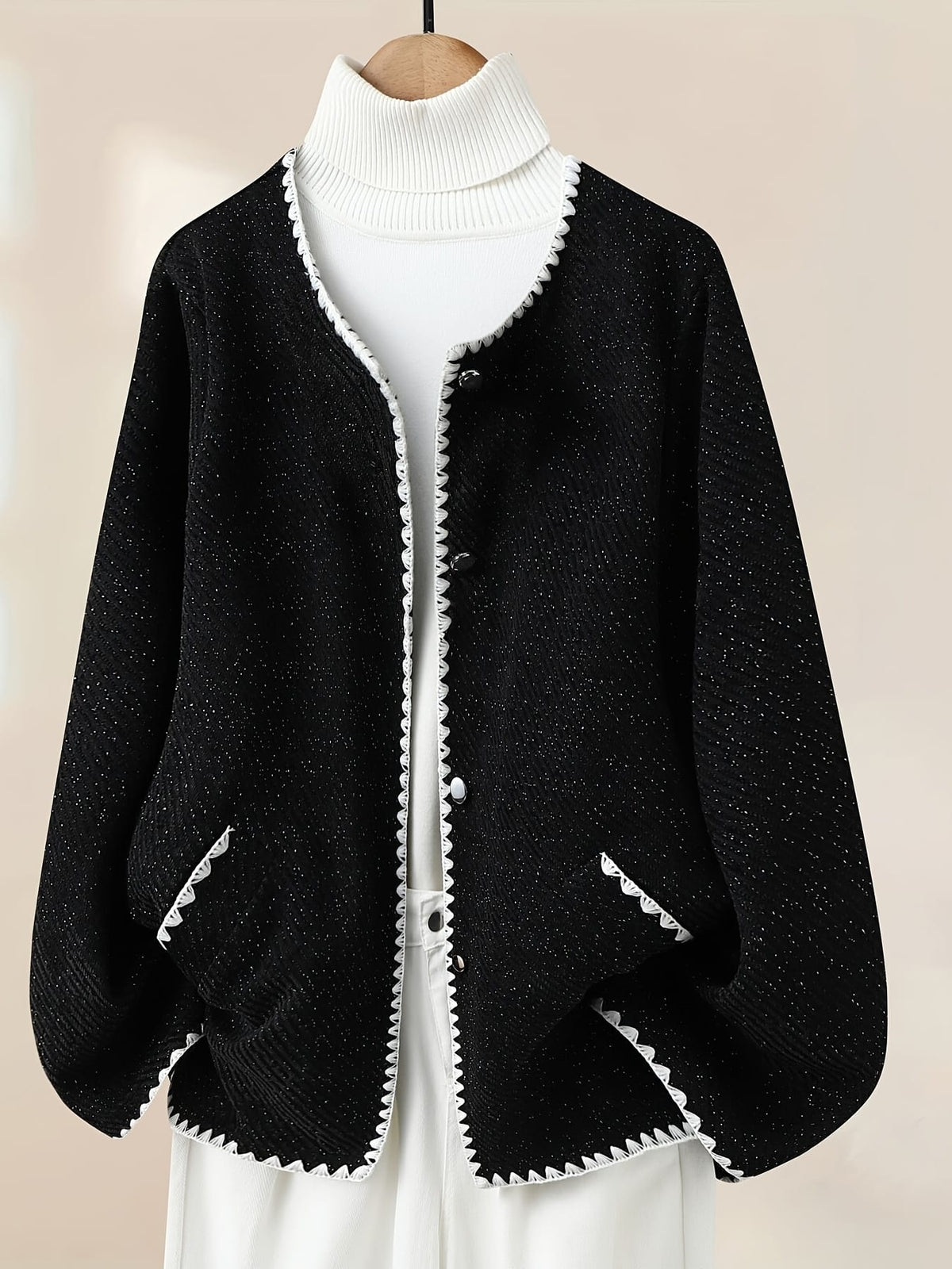 KissICON Elegant Curve Greywhite Contrast Collar Jacket