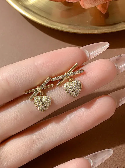 KissICON 💋 Elegant Full-Diamond Heart Earrings - Sparkling Zircon