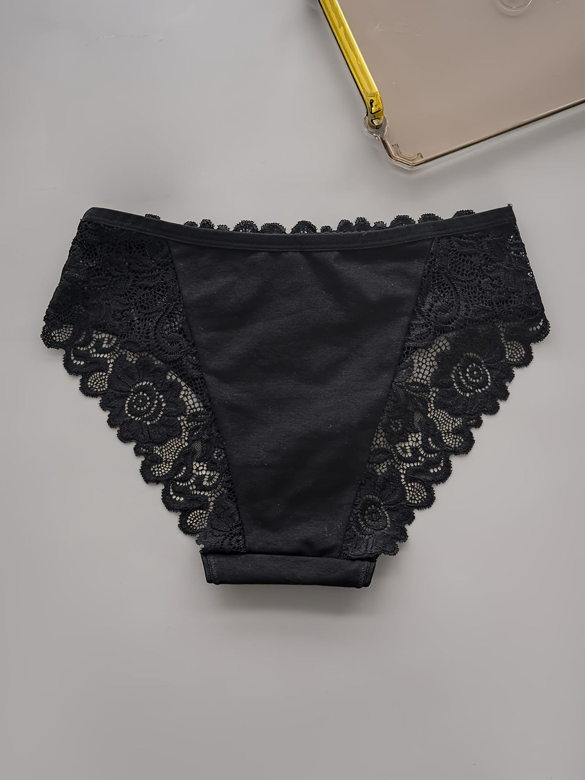 KissICON Elegant Lacetrimmed Stretchy Panties 5 Pack