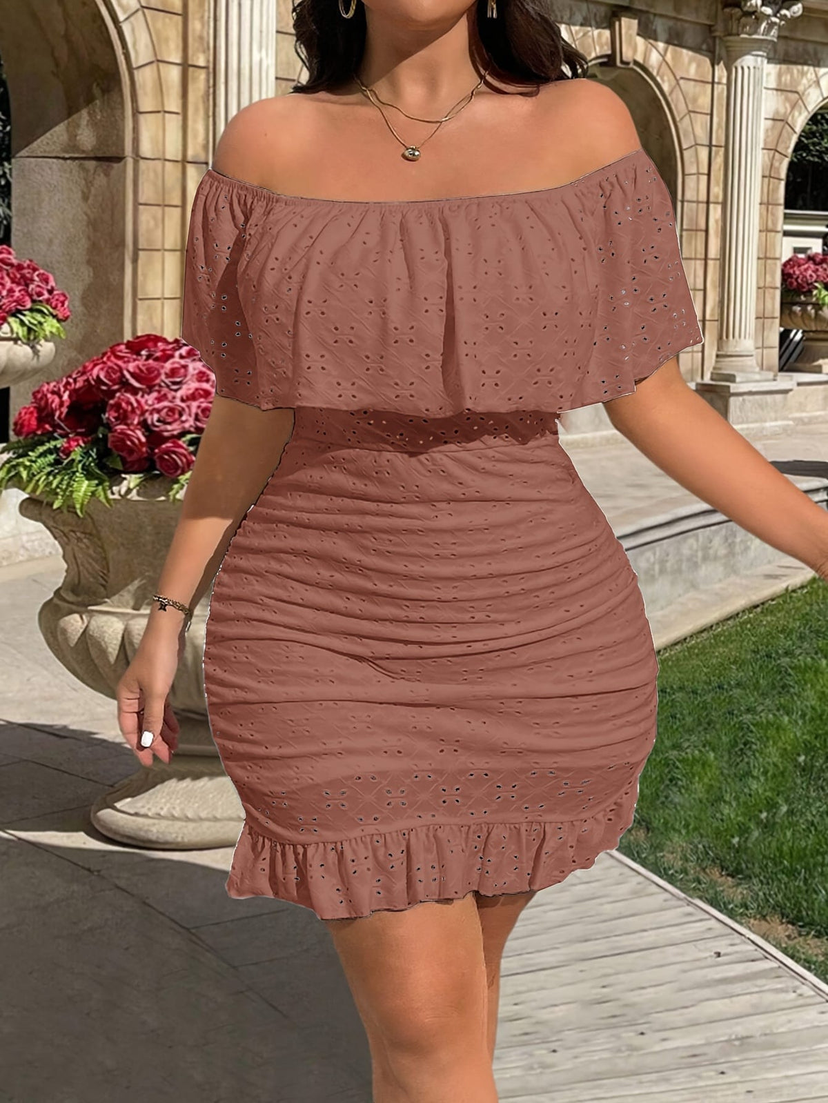jkthpu-45 Elegant Off-Shoulder Bodycon Dress with Geometric Pattern - Stretchy Fabric, Frill Detail, All-Season Wear, Plus Size, Stylish Evening Attire|Elegant Offshoulder Style|Stretchy Dress