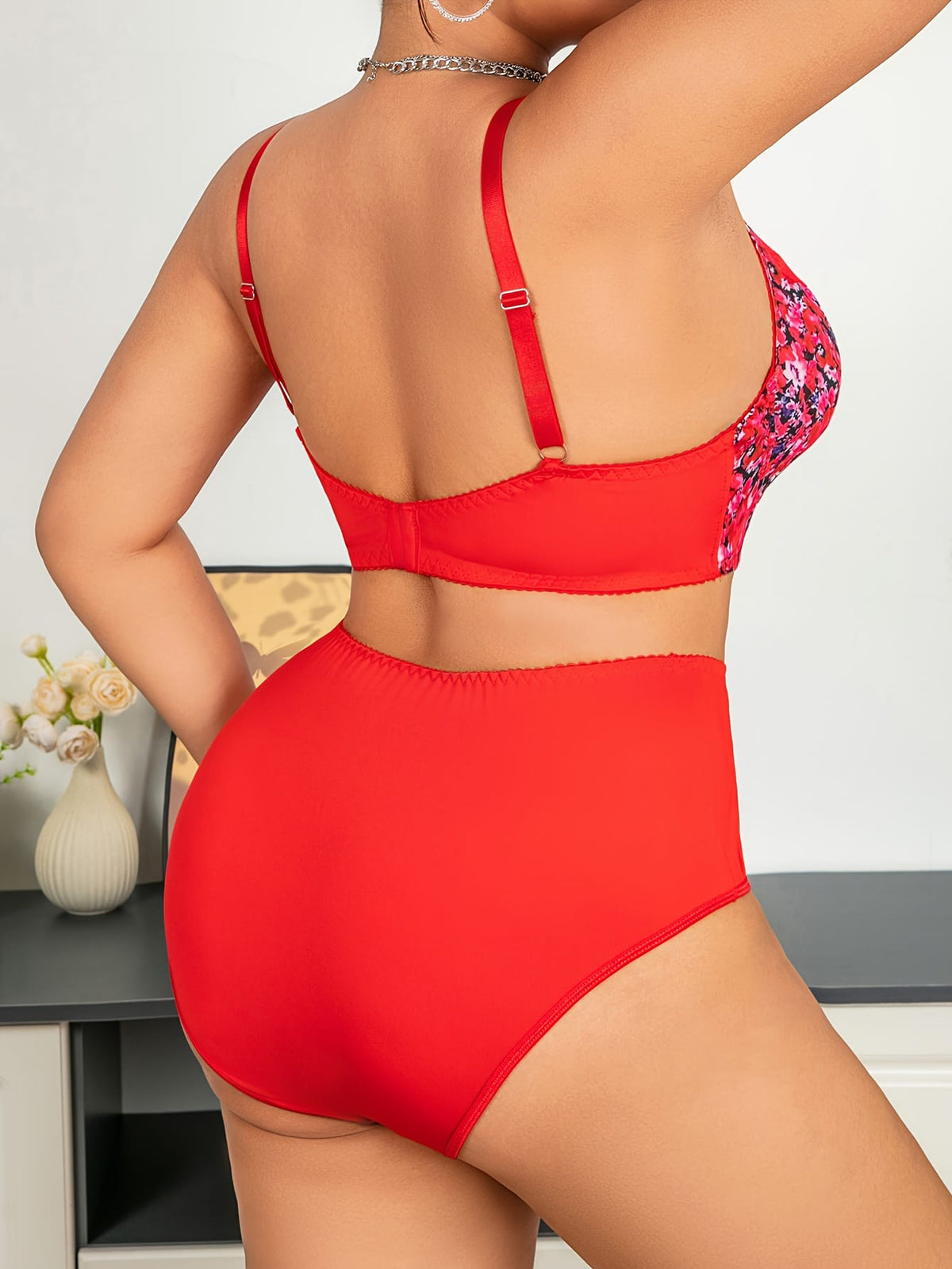 jkthpu-45 Elegant Plus Size Red  Pink Floral Lace Lingerie Set