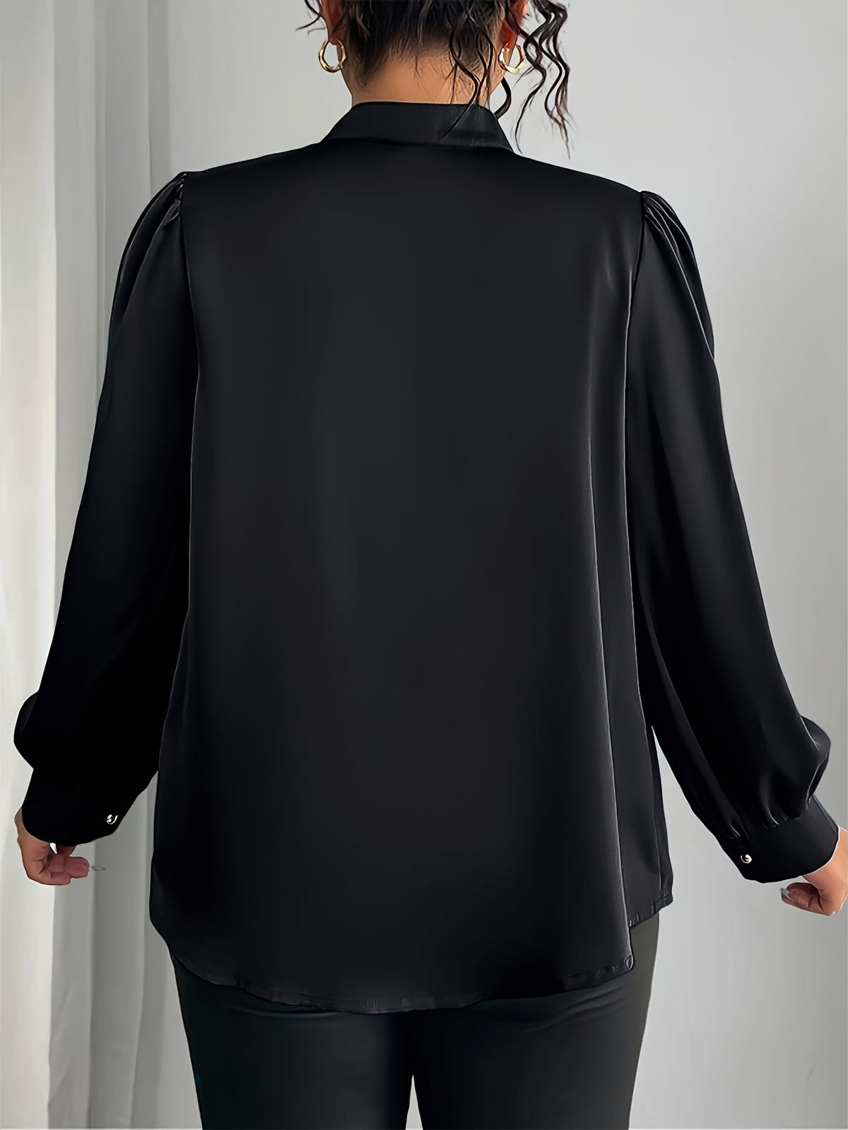 jkthpu-45 Elegant Plus Size VNeck Puff Sleeve Blouse with Gold Belt